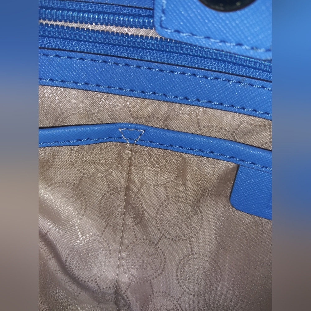 Purse - Picture 4 of 15